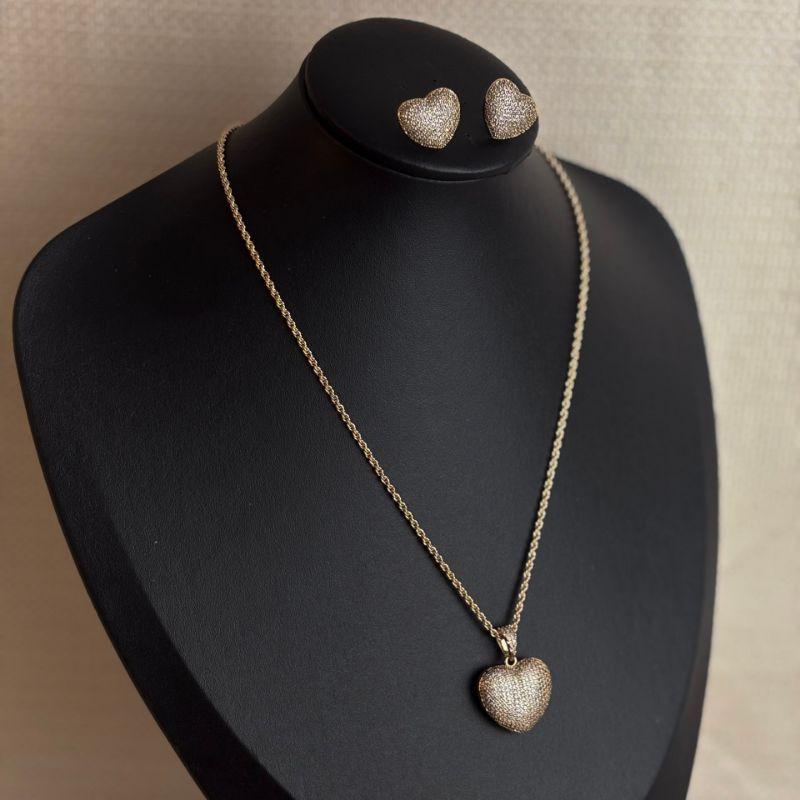 Conjunto Luxo Colar e Brinco Coração com Microzircônias Folheado a Ouro 18k