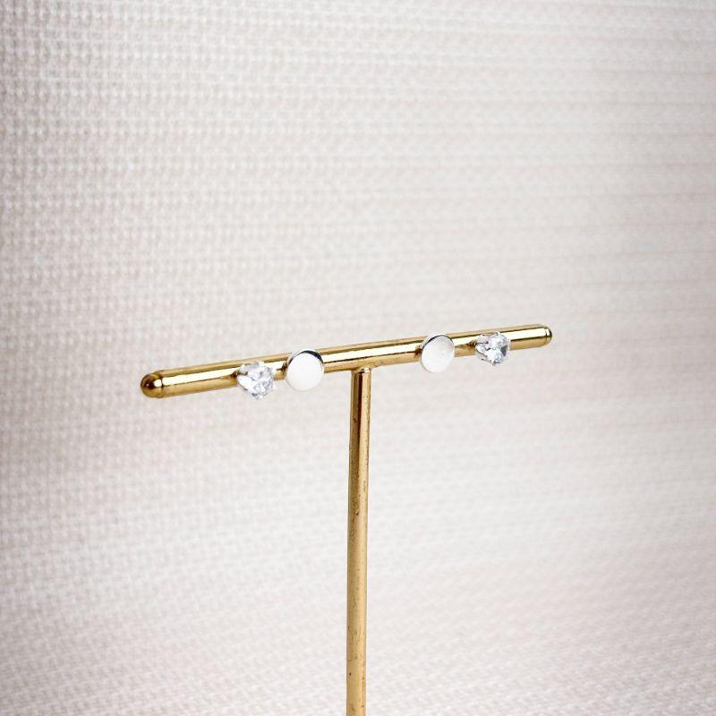 Brinco Duo Ponto de Luz Cristal e Círculo Sólido Folheado a Prata