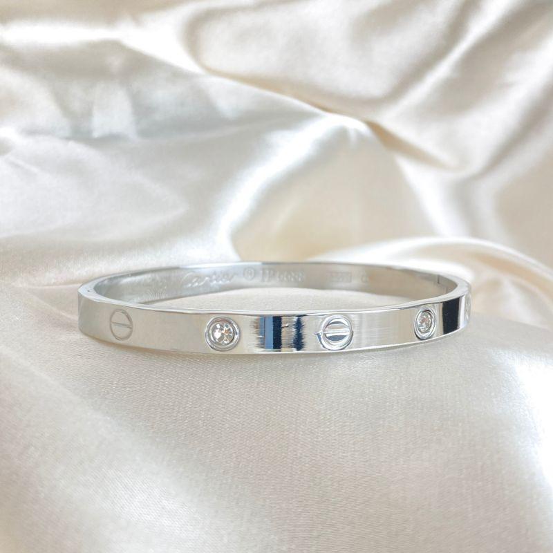 Bracelete Inspiração Cartier Com Zircônias em Aço Inox 316L na Cor Prateada