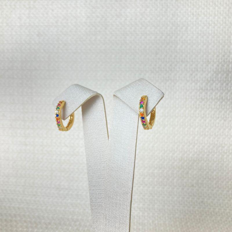 Brinco Argolinha com Zircônia Colorida Folheado a Ouro 18k