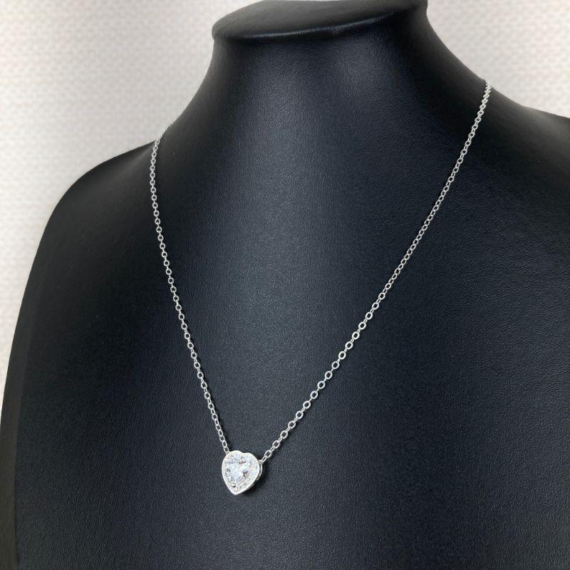 Colar Elo Cadeadinho Com Pingente de Coração Cravejado em Zircônias Folheado a Prata