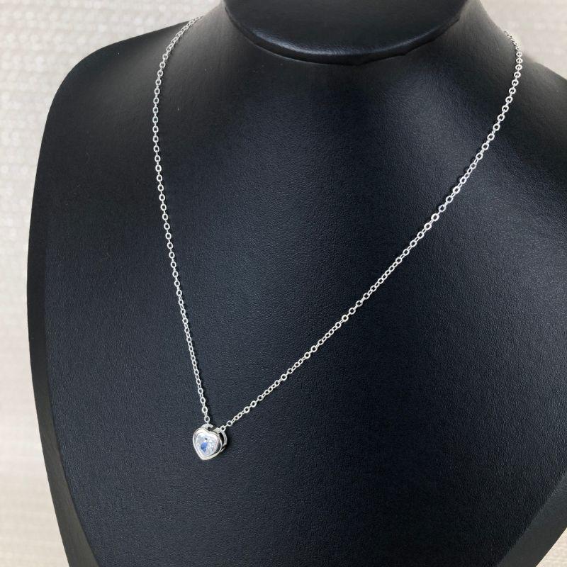 Colar Elo Cadeadinho Com Pingente de Coração Folheado a Prata