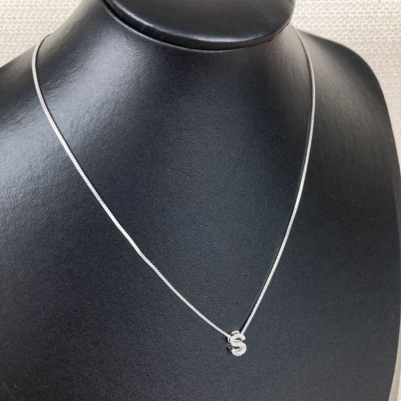 Colar Veneziana Com Pingente Letra S Cravejada em Microzircônias Folheado a Prata