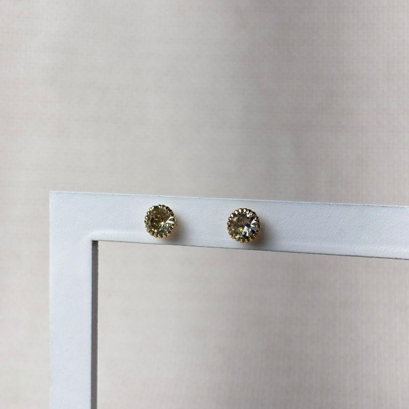 Brinco Ponto de Luz Folheado a Ouro 18k